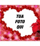 Cuore a forma di cornice fatta di piccoli cuori