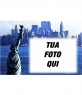 personalizzabile con il tuo cartolina illustrata con una vecchia foto della Statua della Libertà e New York City sfondo. Blue.