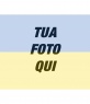 Montage, a dipingere un volto o un'immagine con la bandiera dell'Ucraina, basta caricare una foto, modificare dalla pagina ed è possibile salvare o inviare ai tuoi amici via email.