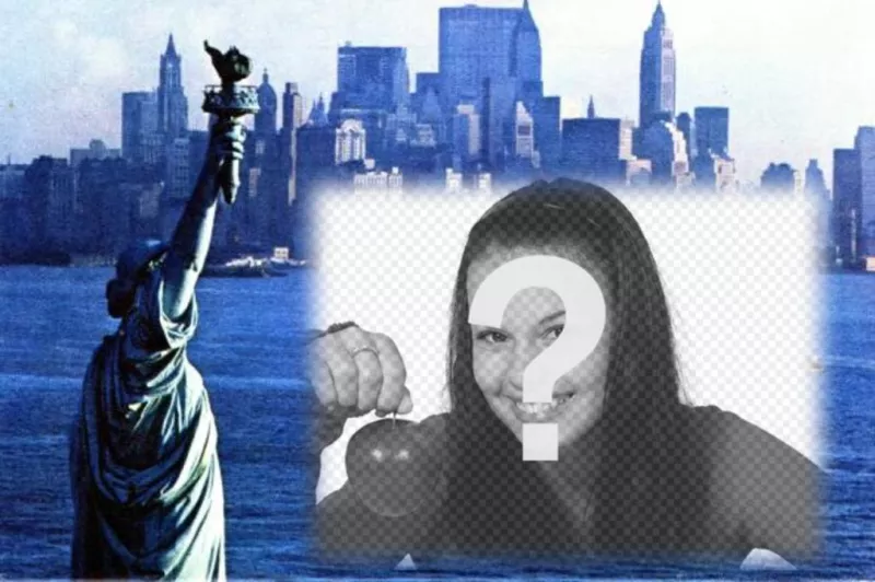 personalizzabile con il tuo cartolina illustrata con una vecchia foto della Statua della Libertà e New York City sfondo...