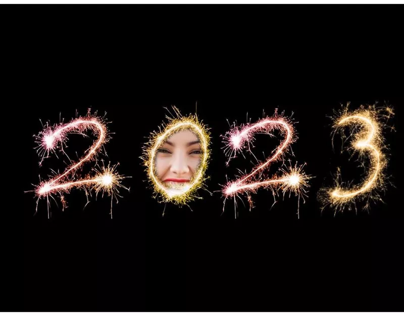 Effetto di mettere la vostra foto nell'anno 2024 zero di fuochi d'artificio ..