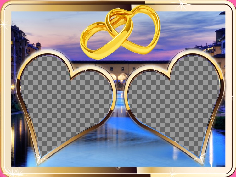 Composizione con due cornice dorata, a forma di cuore per due foto e un tramonto di fondo urbano. vedere due anelli d'oro attaccato a forma di..