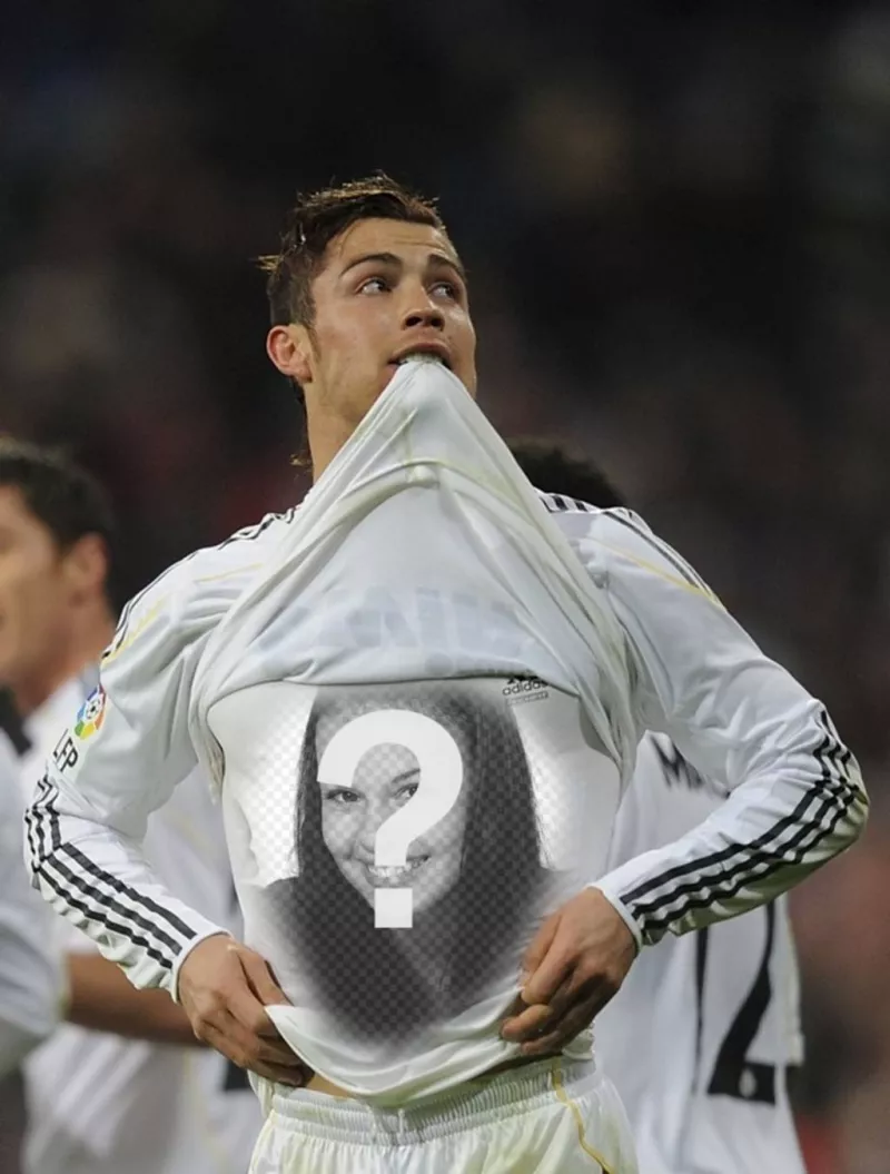 Creare collage di foto con Cristiano Ronaldo e caricare una foto che appare nella Madrid di calcio giocatori maglia..