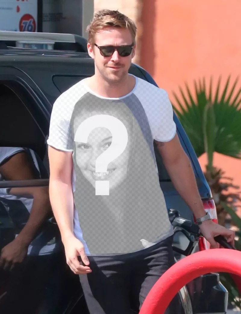 Metti la tua foto sulla maglietta di Ryan Gosling. ..