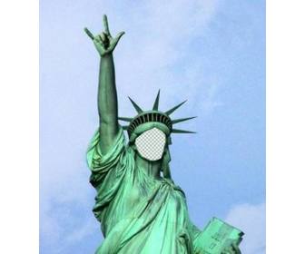 fotomontaggio in cui sara mettere vostra faccia questa peculiare statua della liberta