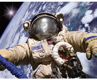 fotomontaggio di astronauta in passeggiata nello spazio per mettere tua foto