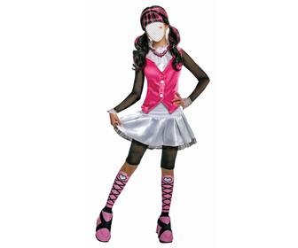 fotomontaggio di essere draculaura di monster high vestita di