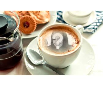 fotomontaggio di mettere tua foto in tazza di caffe schiuma