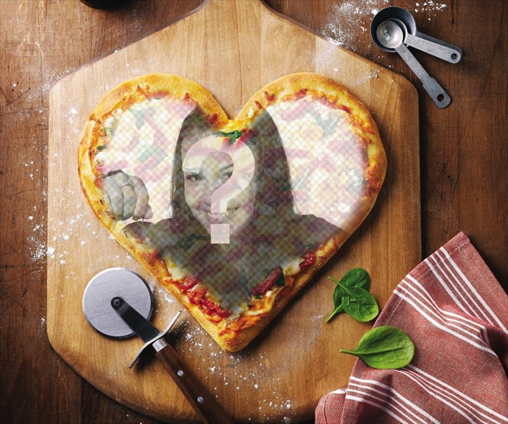 Effetto online per mettere limmagine queiras della pizza a forma di cuore ..